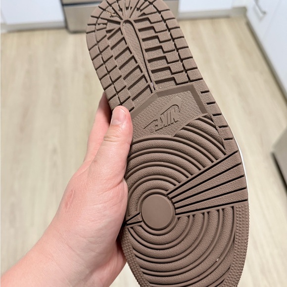 Jordan retro 1 high palomino - Picture 4 of 9